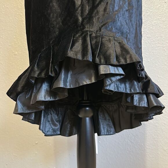 Roberta Scarpa made in Italy women’s ruffle skirt size 44 US 10 - Picture 5 of 11
